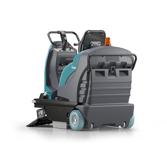 S680 Compact Battery Ride-On Sweeper alt 5